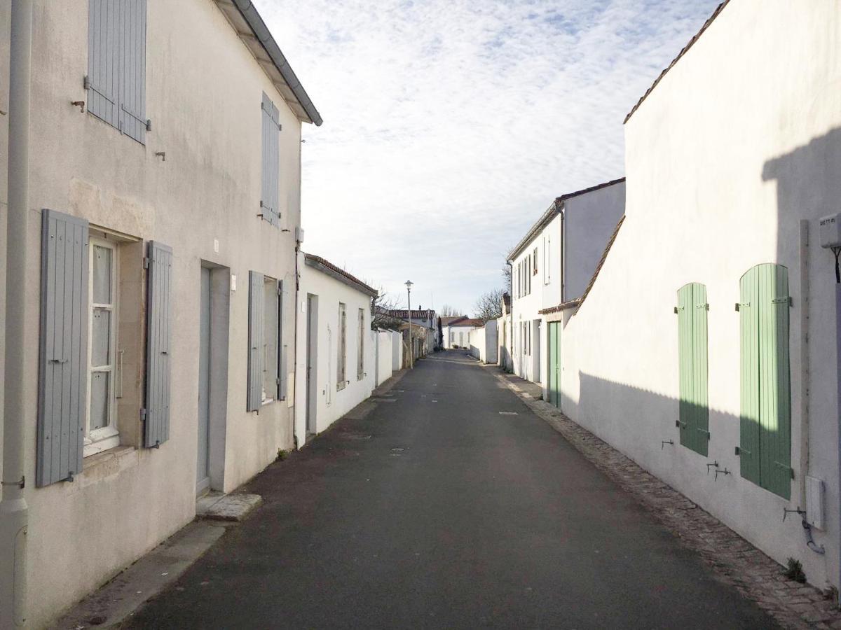Logement Design A Loix-En-Re - 2 Etoiles - Centre Village Kültér fotó